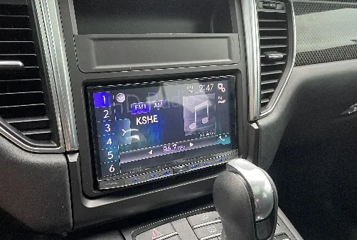 Factory-fit head unit upgrade in a Porsche Cayenne, Xclusive Autosound